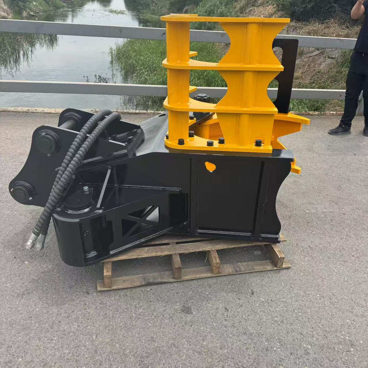 World Reliable Heavy Equipment - Heavy Equipment Supplier review and price